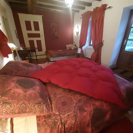 La Cuverie Du Chateau Corcelles-les-Arts Buitenkant foto