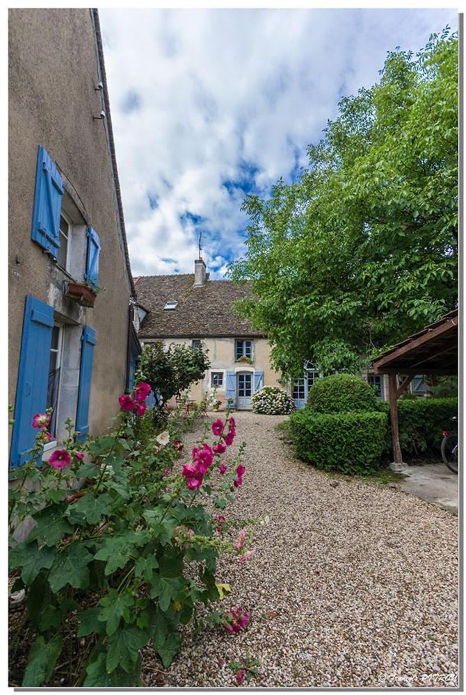 La Cuverie Du Chateau Corcelles-les-Arts Buitenkant foto